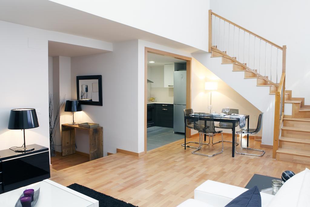דירות הוספיטלט דה יוברגאט Fira Duplex חדר תמונה